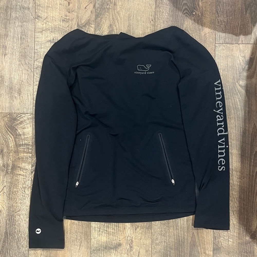 Vineyard Vines Black Long Sleeve Top